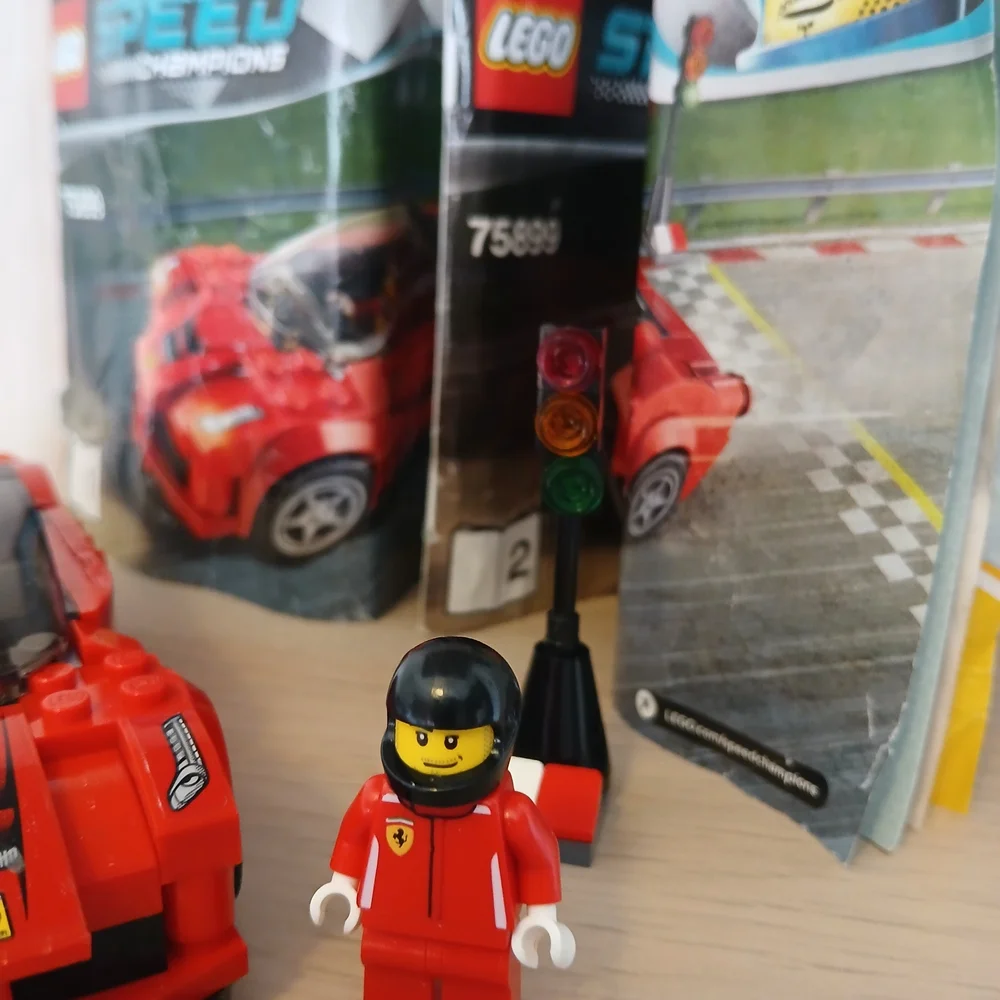 LEGO SPEED CHAMPIONS LaFerrari 75899 Complete‎ Set/Manuals/Box